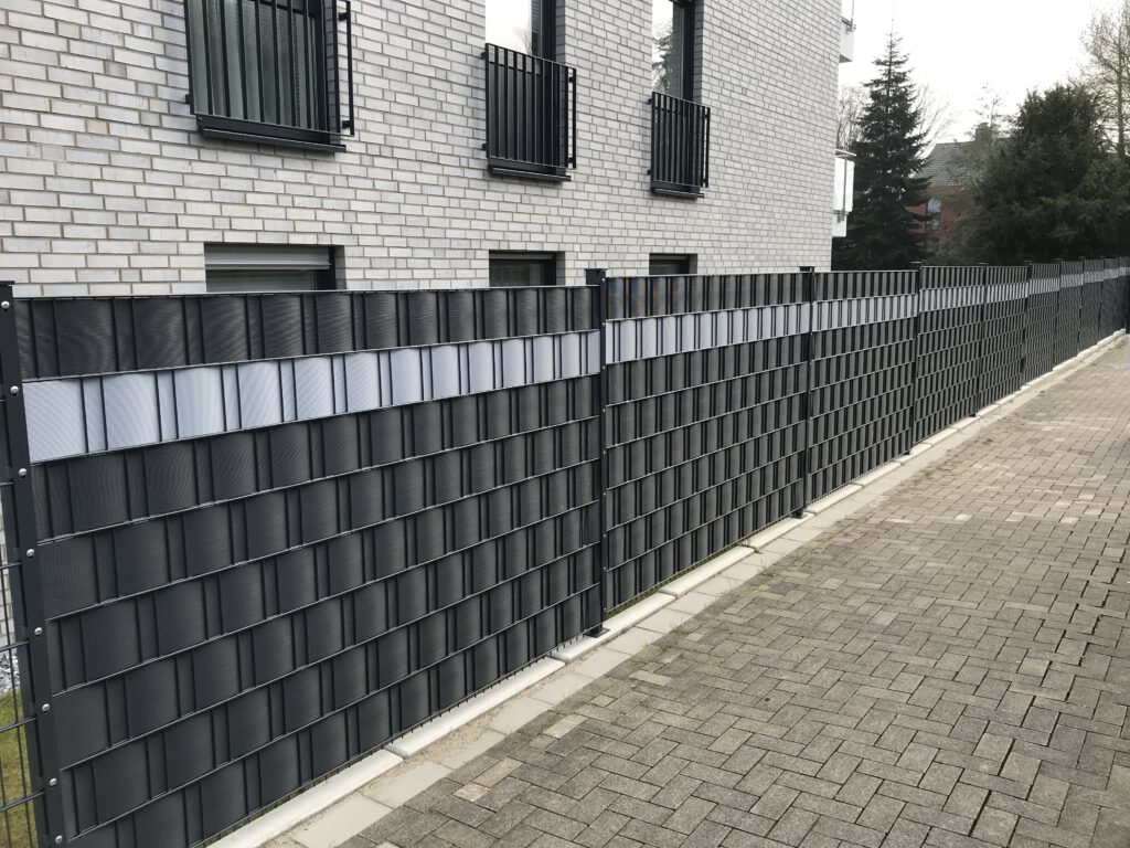 Doppelstabmattenzaun mit Sichtschutz Lünen